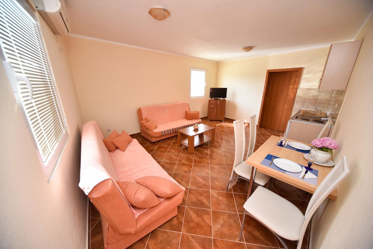 Apartmani Stanisic Čanj エクステリア 写真
