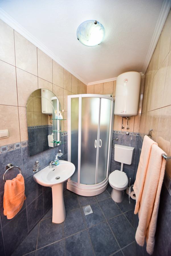 Apartmani Stanisic Čanj エクステリア 写真