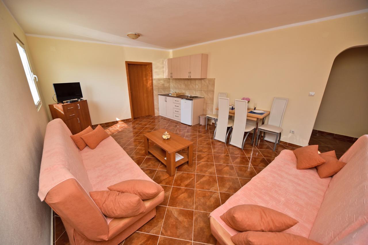 Apartmani Stanisic Čanj エクステリア 写真